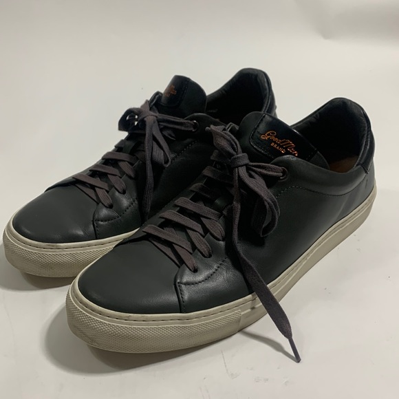 Good Man Brand Mens size 9 Low Top Sneaker Made in Italy Like New - Picture 1 of 6